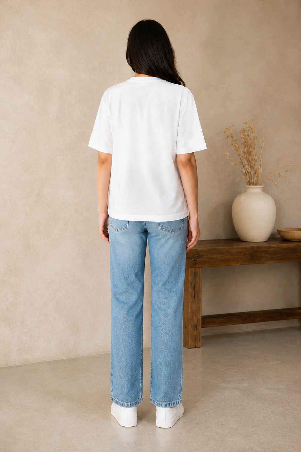 Élan Chikankari Tee
