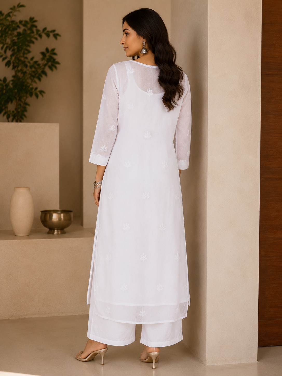 Noor Mul V-Neck White Kurta